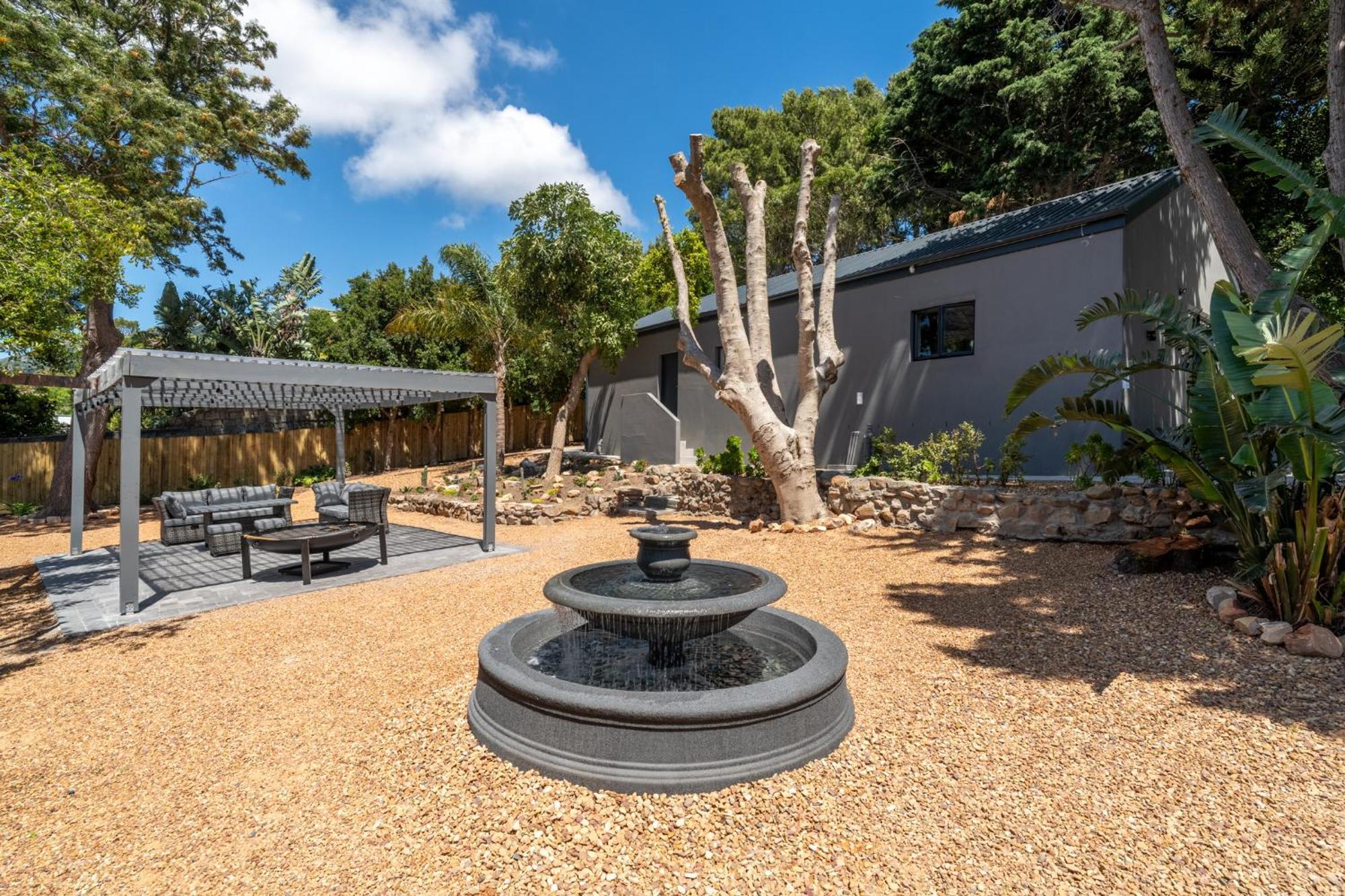 Gem - Elise Way Homestay